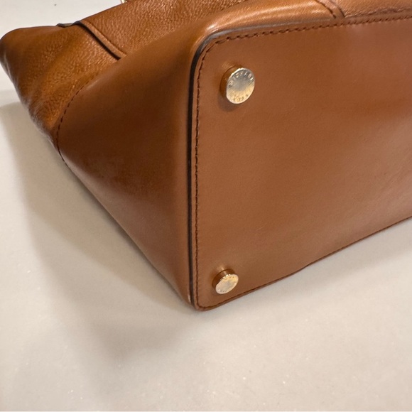 Michael Kors Aria Leather Top Zip Large Tote Handbag Tan/Brown - Picture 2 of 16